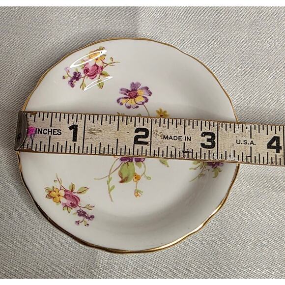 4 Vintage Royal Chelsea English Bone China Floral Butter Pats w/Gold Rim 3 1/2" - Picture 7 of 7